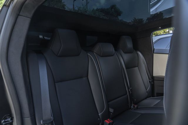 2024 Tesla Cybertruck Cyberbeast AWD - 22935593 - 23
