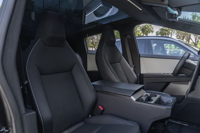 2024 Tesla Cybertruck Cyberbeast AWD - 22935593 - 26