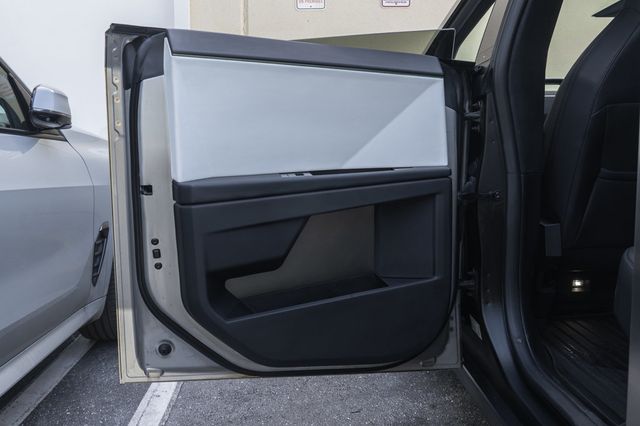 2024 Tesla Cybertruck Cyberbeast AWD - 22935593 - 31