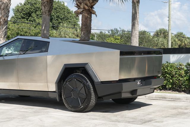 2024 Tesla Cybertruck Cyberbeast AWD - 22935593 - 4