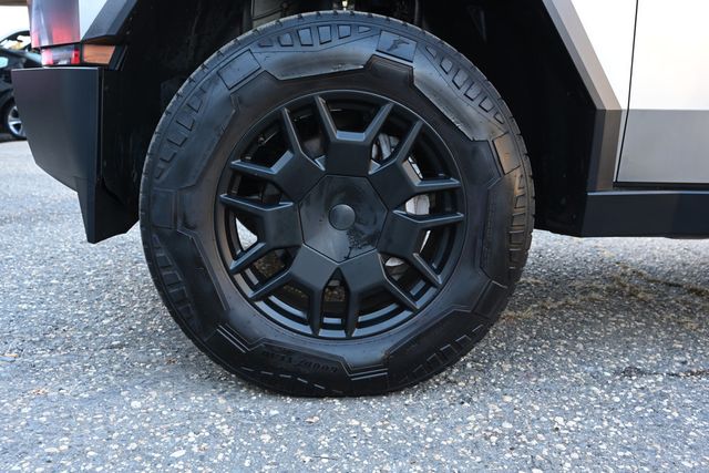 2024 Tesla Cybertruck Foundation Series AWD with Full Self-Driving - 22935836 - 8