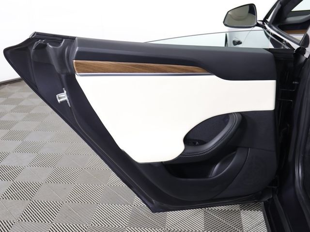 2024 Tesla Model S AWD - 22918817 - 27