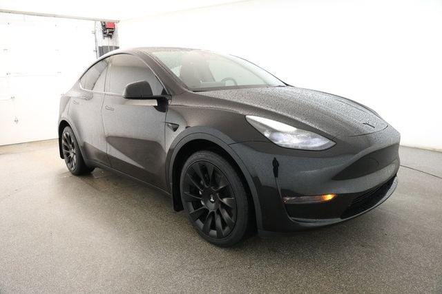 2024 Tesla Model Y Long Range AWD with 20'' Induction Wheels - 22930922 - 2