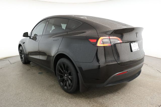 2024 Tesla Model Y Long Range AWD with 20'' Induction Wheels - 22930922 - 5