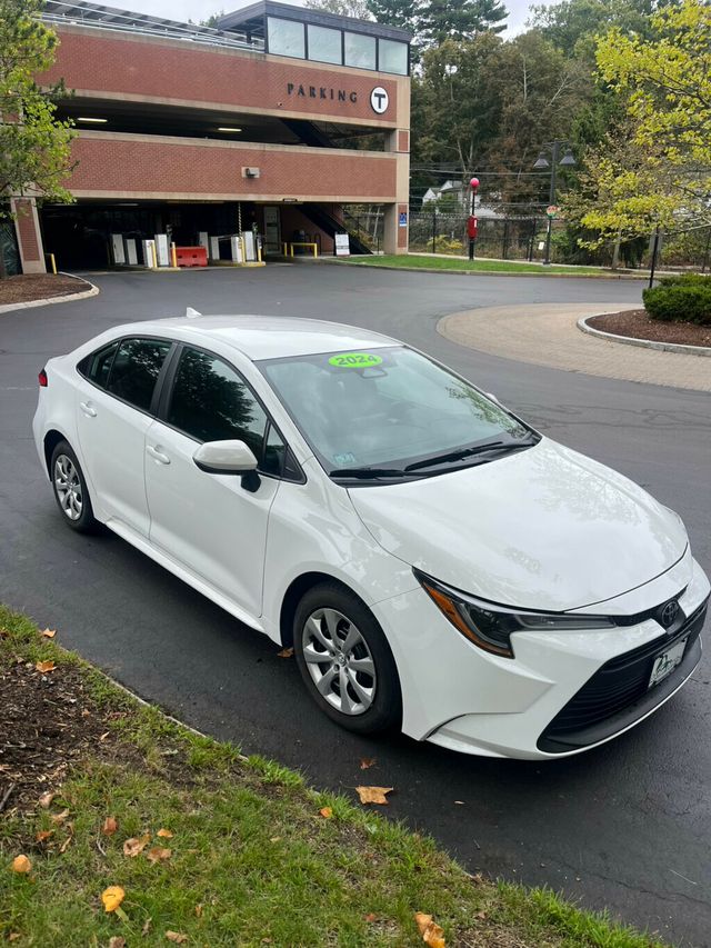 2024 Toyota Corolla LE CVT - 22921353 - 2
