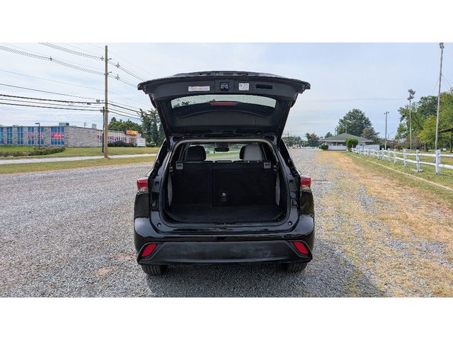 2024 Toyota Highlander XLE FWD - 22912338 - 12