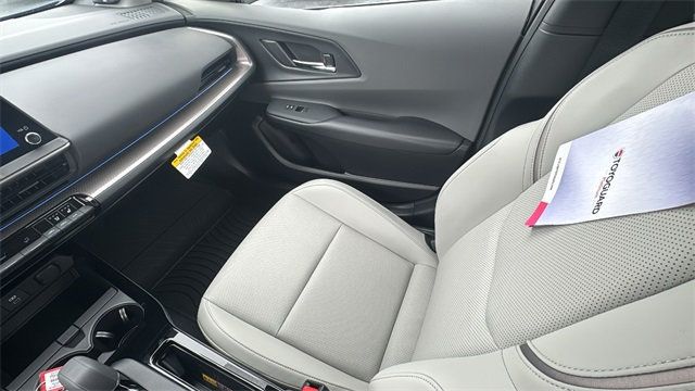 2024 Toyota Prius LE - 22925113 - 12