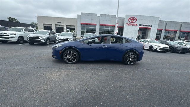 2024 Toyota Prius LE - 22925113 - 3