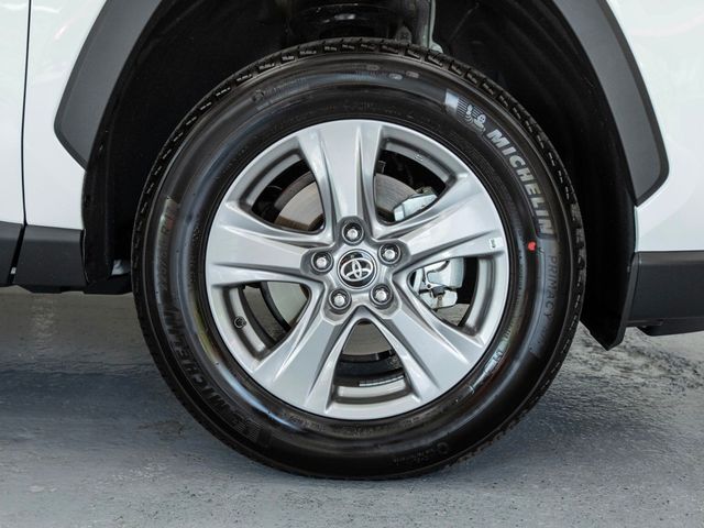 2024 Toyota RAV4 Hybrid XLE AWD - 22904644 - 10