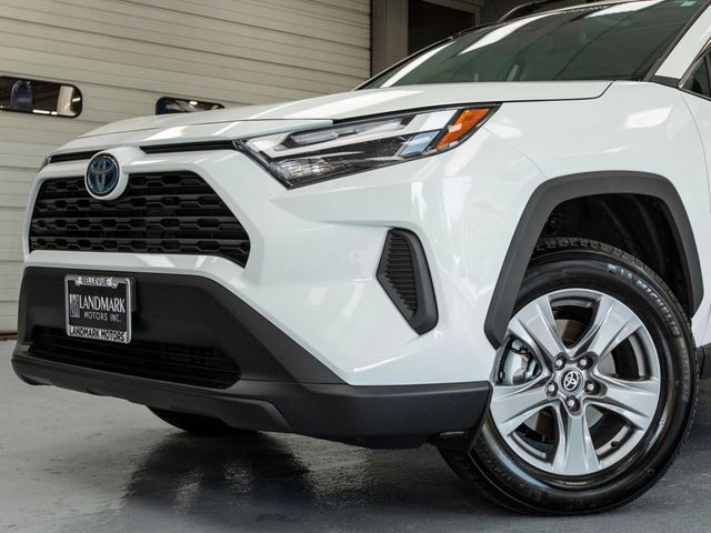 2024 Toyota RAV4 Hybrid XLE AWD - 22904644 - 13