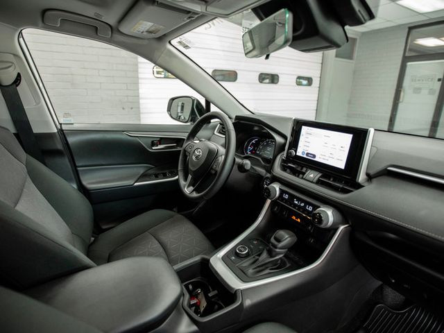 2024 Toyota RAV4 Hybrid XLE AWD - 22904644 - 14