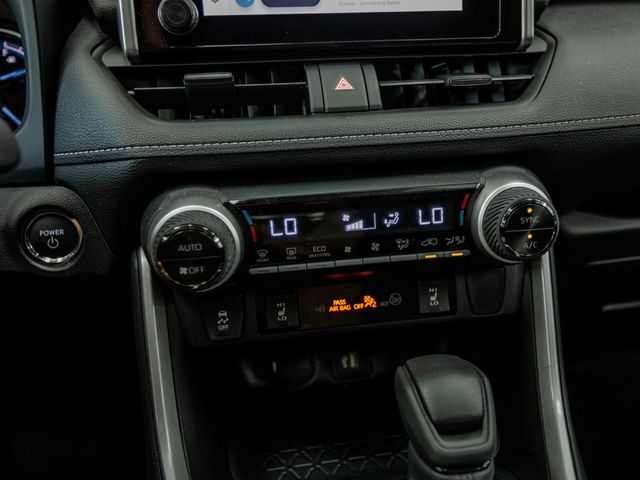 2024 Toyota RAV4 Hybrid XLE AWD - 22904644 - 20