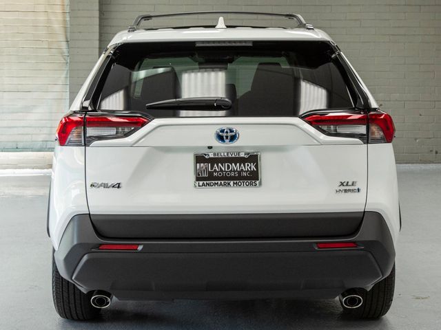 2024 Toyota RAV4 Hybrid XLE AWD - 22904644 - 30