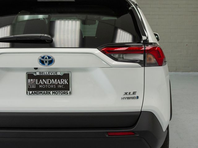 2024 Toyota RAV4 Hybrid XLE AWD - 22904644 - 31