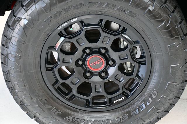 2024 Toyota Sequoia TRD Pro 4WD - 22886039 - 19