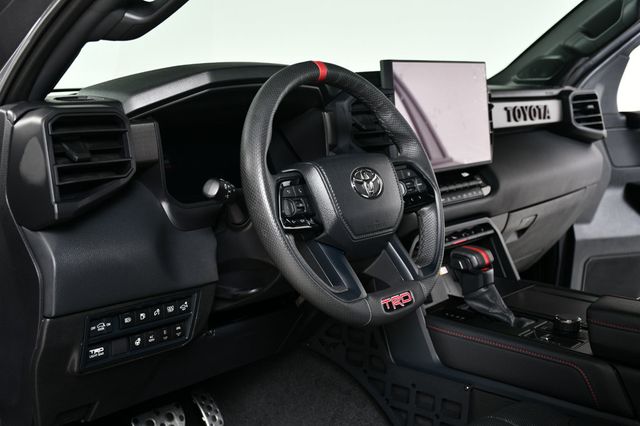 2024 Toyota Sequoia TRD Pro 4WD - 22886039 - 26