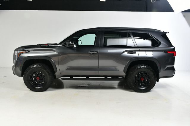 2024 Toyota Sequoia TRD Pro 4WD - 22886039 - 3