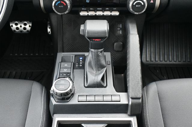 2024 Toyota Tacoma 4WD TRD 4X4 RC Lift 18" METHOD Wheels 35" Mickey Thompson Tires - 22914973 - 14