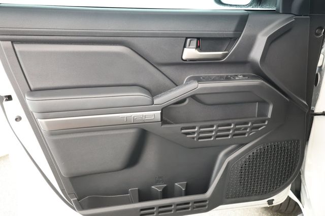 2024 Toyota Tacoma 4WD TRD Sport Double Cab 5' Bed Automatic with 14'' Touchscreen - 22925157 - 7