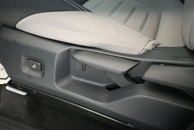 2024 Toyota Tacoma 4WD TRD Sport Double Cab 5' Bed Automatic with 14'' Touchscreen - 22925157 - 8