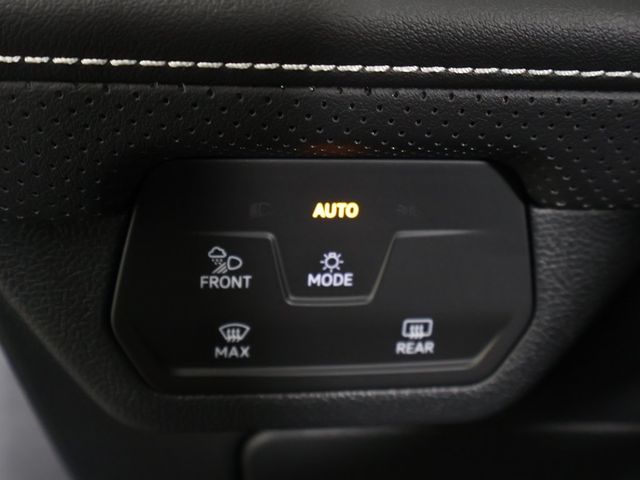 2024 Volkswagen Atlas Cross Sport 2.0T SEL 4MOTION - 22906784 - 44