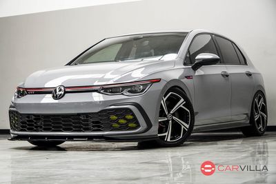 2024 Volkswagen Golf GTI SE's photo