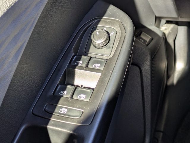 2024 Volkswagen Taos S FWD - 22931464 - 23