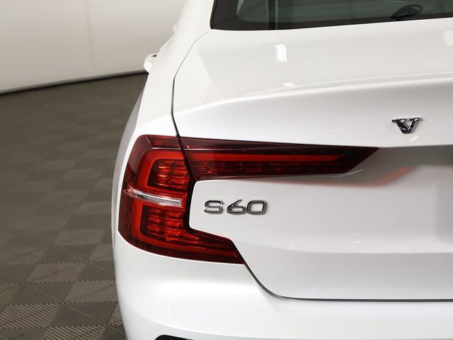 2024 Volvo S60 B5 AWD Plus Dark Theme - 22934452 - 15