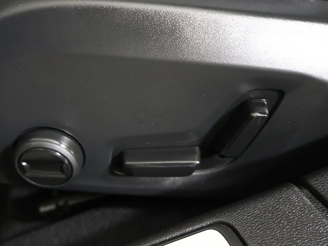 2024 Volvo S60 B5 AWD Plus Dark Theme - 22934452 - 33