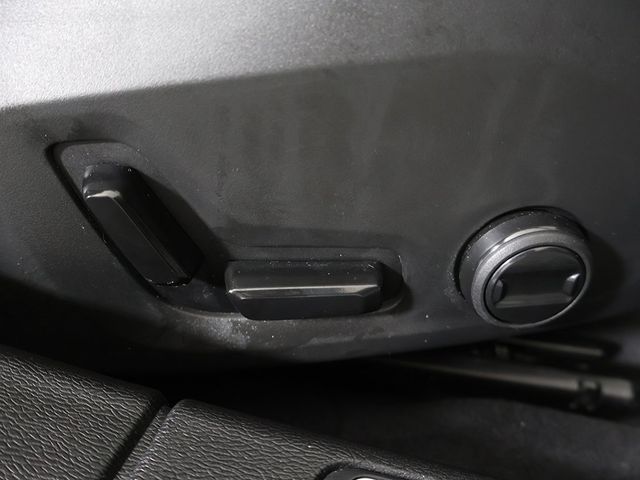 2024 Volvo S60 B5 AWD Plus Dark Theme - 22934452 - 34