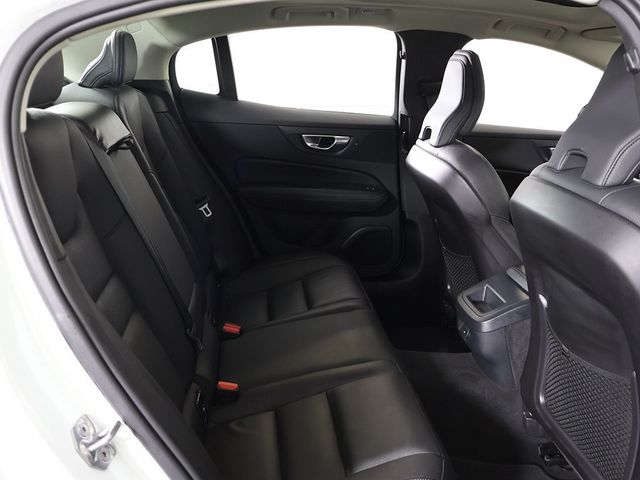 2024 Volvo S60 B5 AWD Plus Dark Theme - 22934452 - 36