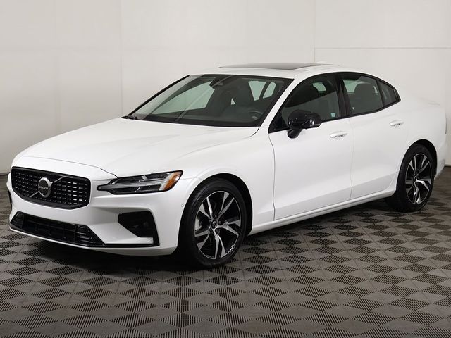 2024 Volvo S60 B5 AWD Plus Dark Theme - 22934452 - 8