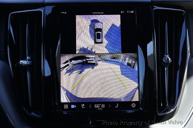 2024 Volvo XC60 Recharge Plug-In Hybrid T8 eAWD PHEV Ultimate Black Edition - 22938075 - 17