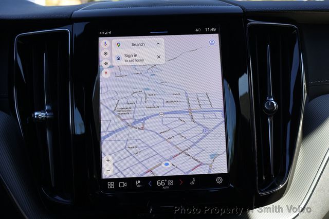 2024 Volvo XC60 Recharge Plug-In Hybrid T8 eAWD PHEV Ultimate Black Edition - 22938075 - 18