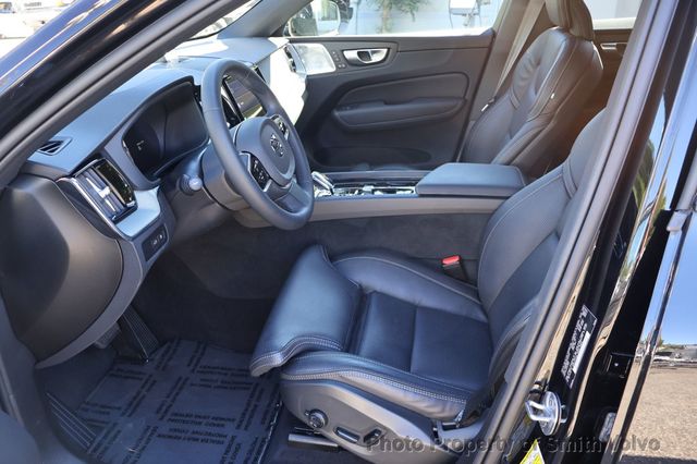 2024 Volvo XC60 Recharge Plug-In Hybrid T8 eAWD PHEV Ultimate Black Edition - 22938075 - 8