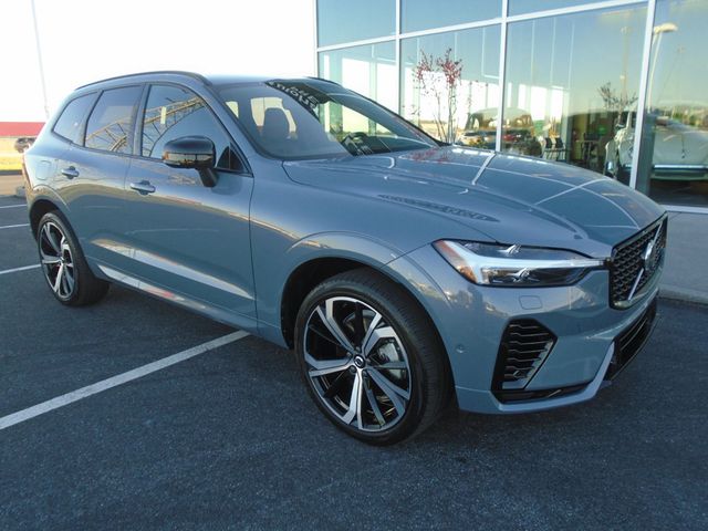 2024 Volvo XC60 Recharge Plug-In Hybrid T8 eAWD PHEV Ultimate Dark Theme - 22937661 - 1