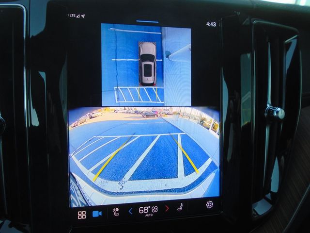 2024 Volvo XC60 Recharge Plug-In Hybrid T8 eAWD PHEV Ultimate Dark Theme - 22937661 - 21