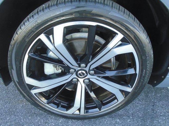 2024 Volvo XC60 Recharge Plug-In Hybrid T8 eAWD PHEV Ultimate Dark Theme - 22937661 - 44