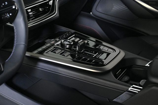 2025 Aston Martin DBX 707 - 22917533 - 26