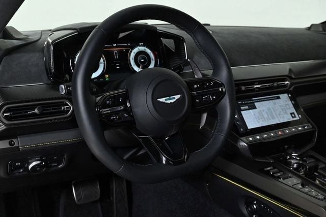 2025 Aston Martin Vanquish Coupe - 22829268 - 10