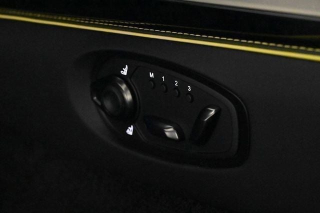 2025 Aston Martin Vanquish Coupe - 22829268 - 28