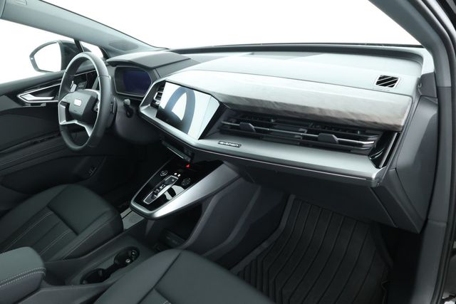 2025 Audi Q4 e-tron Premium 55 quattro with Convenience Package & Beam Rings - 22909891 - 24