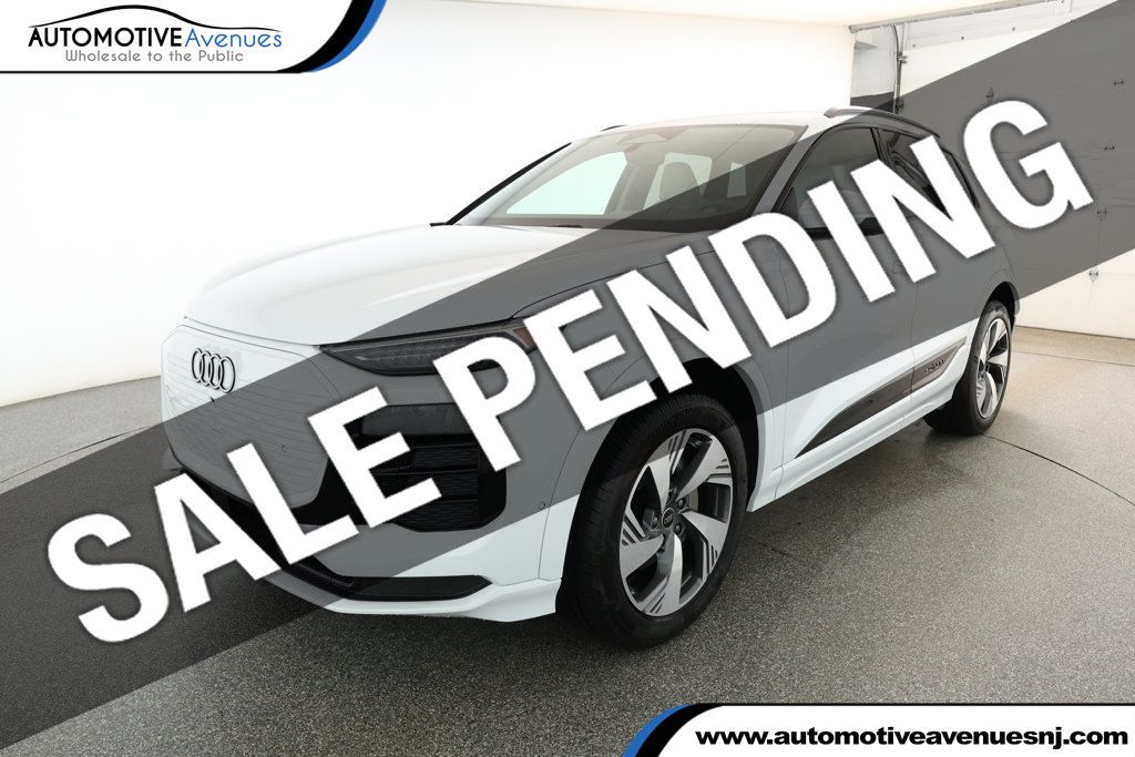 2025 Audi Q6 e-tron Premium Plus quattro with Warm Weather & 20'' Wheel Packages - 22918379 | Video 1
