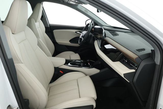 2025 Audi Q6 e-tron Premium Plus quattro with Warm Weather & 20'' Wheel Packages - 22918379 - 21