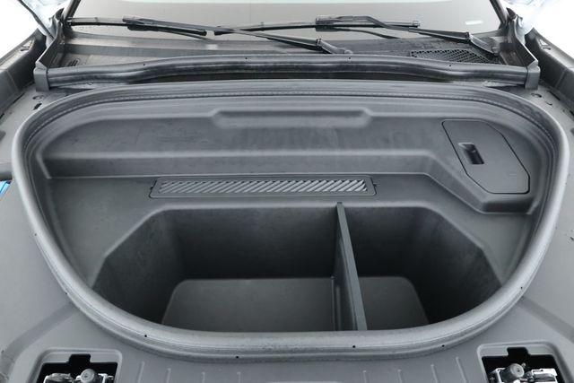 2025 Audi Q6 e-tron Premium Plus quattro with Warm Weather & 20'' Wheel Packages - 22918379 - 23