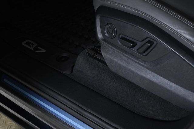 2025 Audi Q7 55 Premium - 22905541 - 19