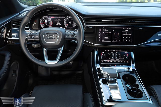 2025 Audi Q8 Prestige 55 TFSI quattro - 22934361 - 21