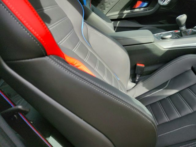 2025 BMW M2 Coupe with MT Live Cockpit Pro HUD & Lighting Package - 22934172 - 24