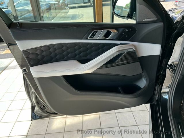 2025 BMW X6 M Competition - 22875366 - 19