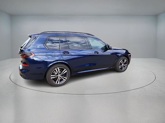 2025 BMW X7 M60i SAV w/ B&W Diamond SS & Driving Assistance Professional Pkg - 22934290 - 1